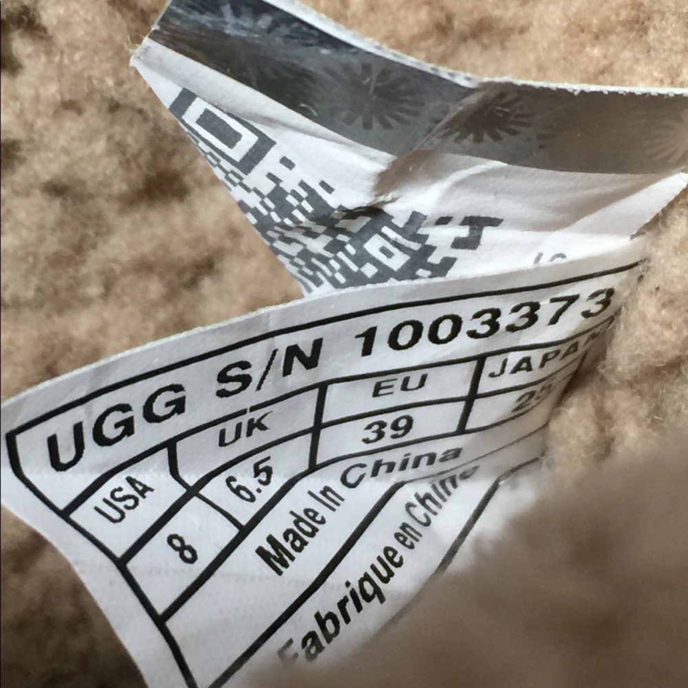 Ugg Size 8 - image 8